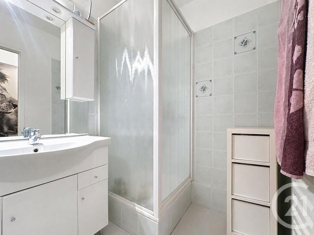 Appartement T3 à vendre - 3 pièces - 58.32 m2 - ALES - 30 - LANGUEDOC-ROUSSILLON - Century 21 Impact Immobilier