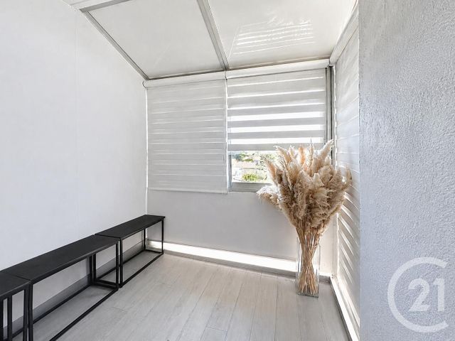 Appartement T3 à vendre - 3 pièces - 58.32 m2 - ALES - 30 - LANGUEDOC-ROUSSILLON - Century 21 Impact Immobilier