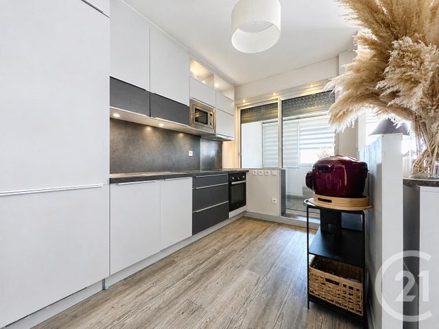 Appartement T3 à vendre - 3 pièces - 58.32 m2 - ALES - 30 - LANGUEDOC-ROUSSILLON - Century 21 Impact Immobilier